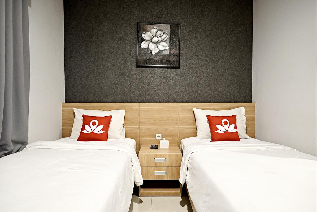 Zen Rooms Cipete Safin Inn Cilandak  Exteriör bild